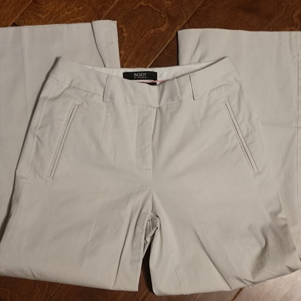 Body by Victoria Light Carmen Fit  Sz 6